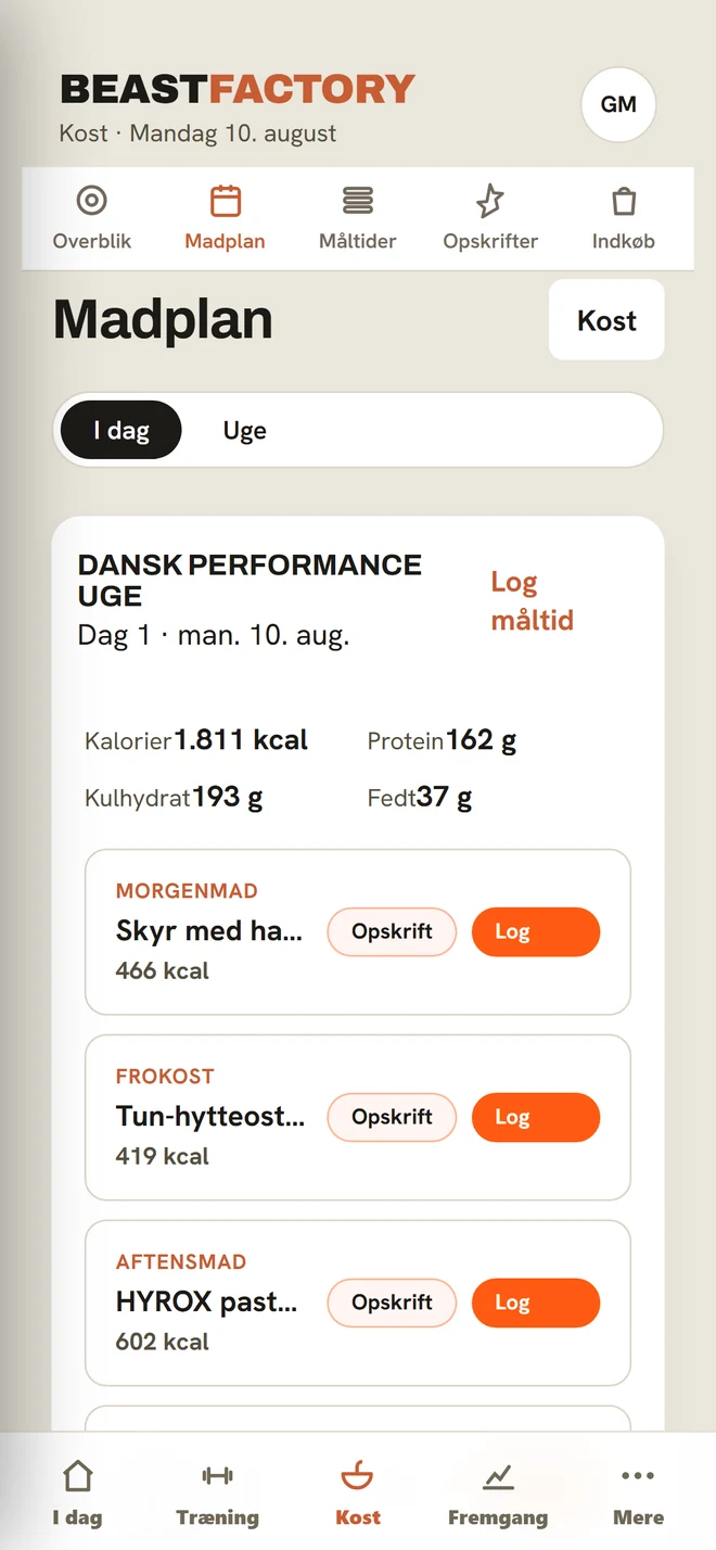 Madplan i BeastFactory-appen med kalorier, makroer og opskrifter til dagens måltider